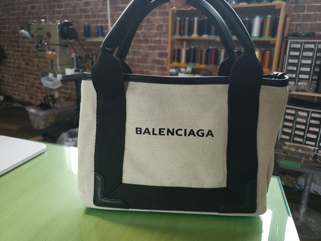 コルサ　バレンシアガ　修理　カルテ