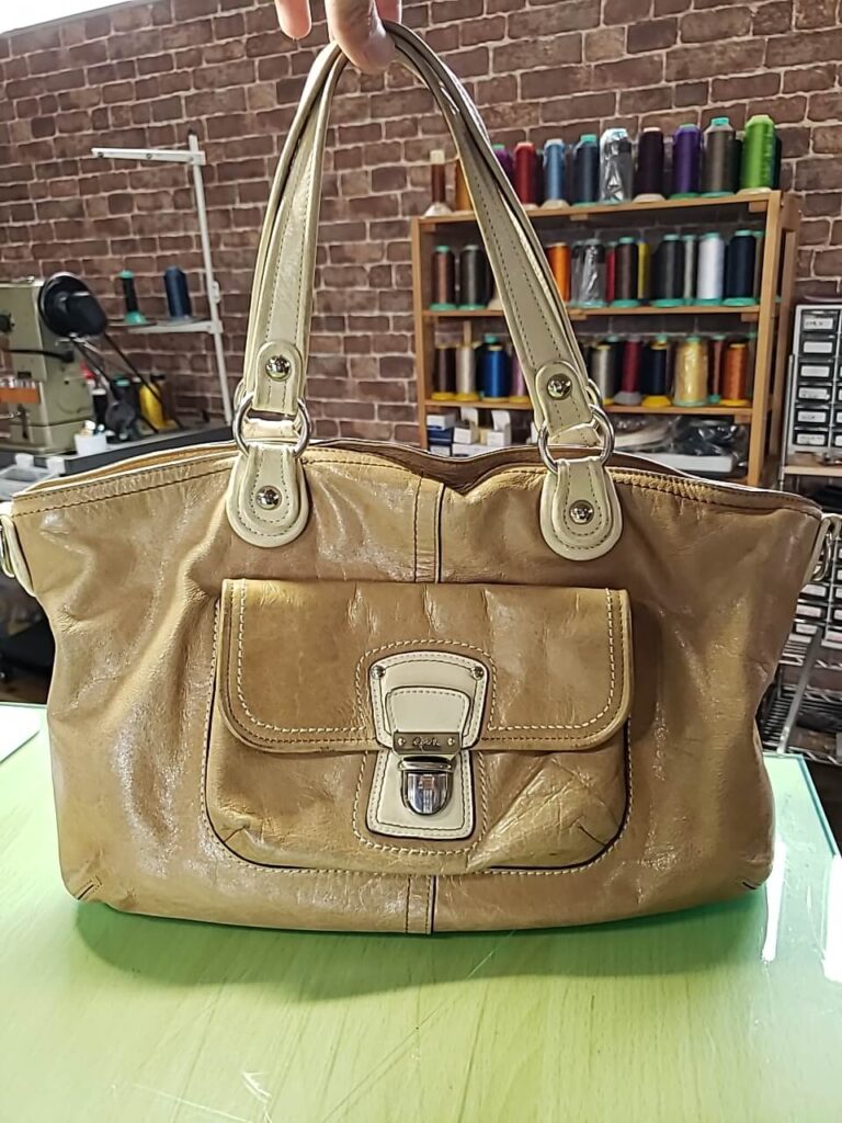 コルサ　コーチ　ファスナー交換　カルテ