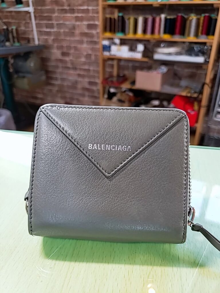 コルサ　バレンシアガ　財布　バネホック交換　カルテ