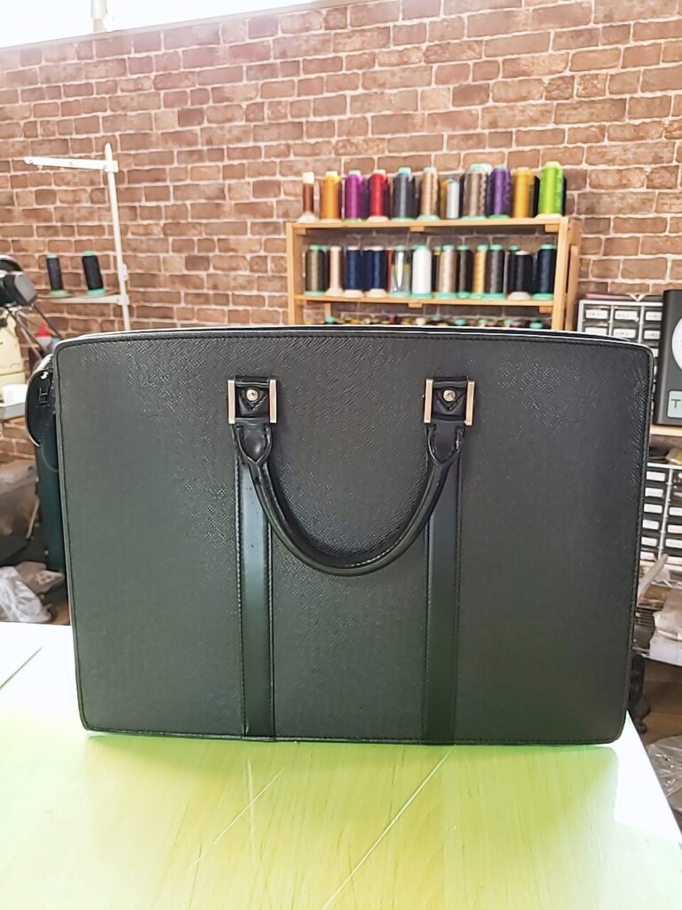 コルサ　ルイヴィトン　タイガ　内装交換　カルテ