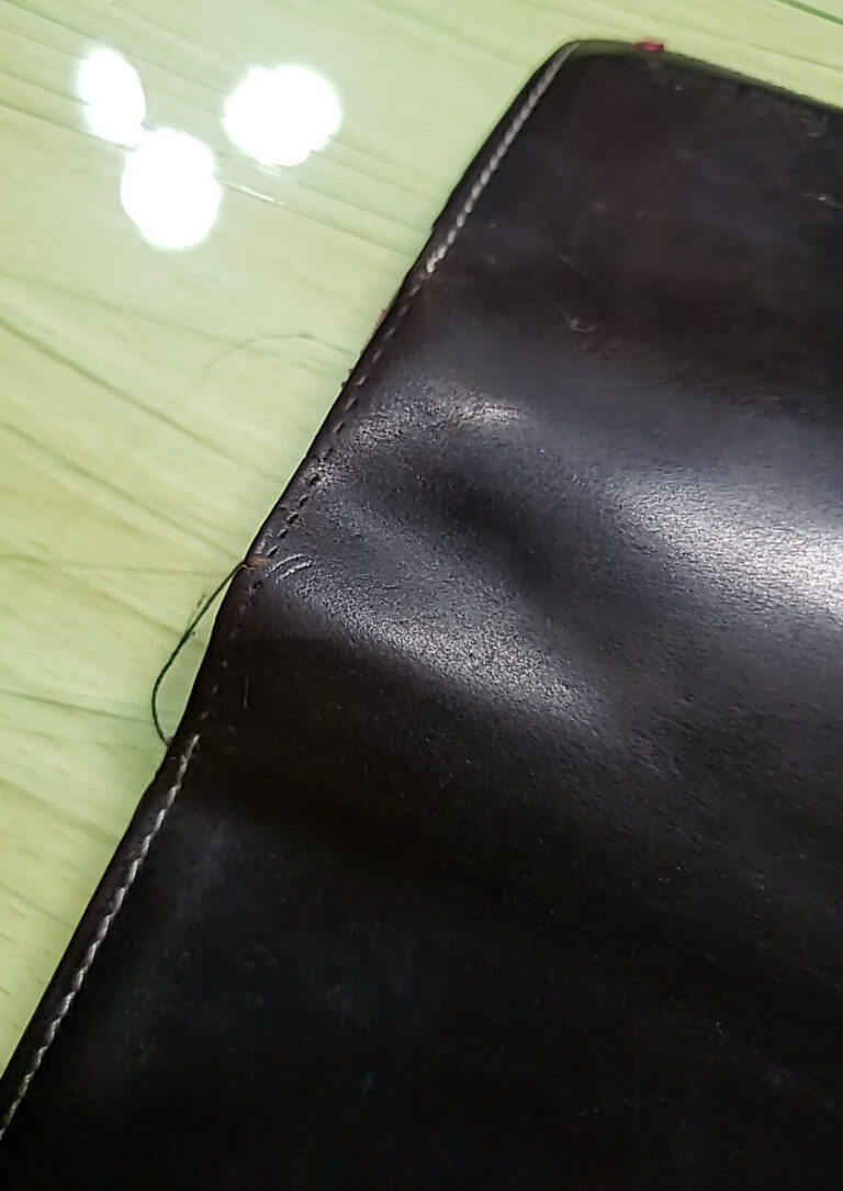 ポールスミス(paulsmith) 二つ折り財布・ほつれ再縫製 | 鞄修理専門店コルサ(CORSA)