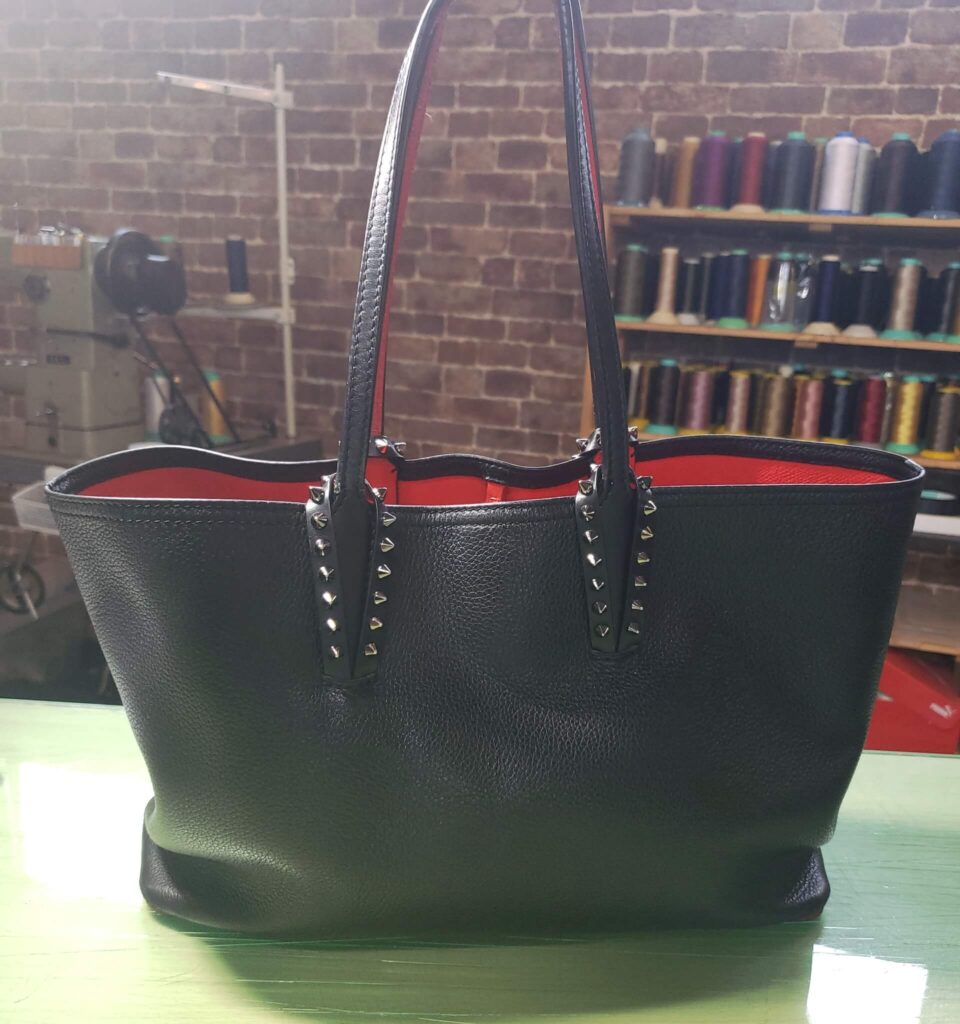 コルサ　クリスチャンルブタン　CABATA　持手交換　カルテ