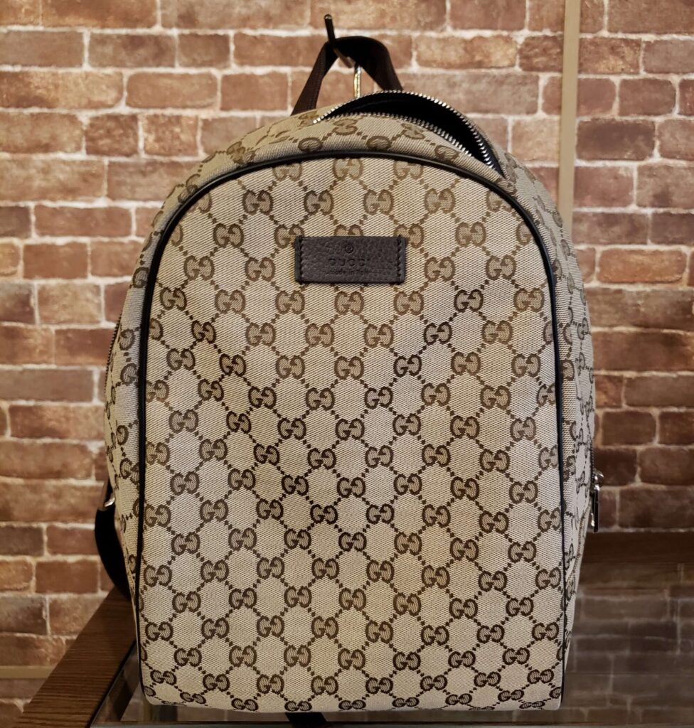 コルサ　グッチ　ファスナー交換１