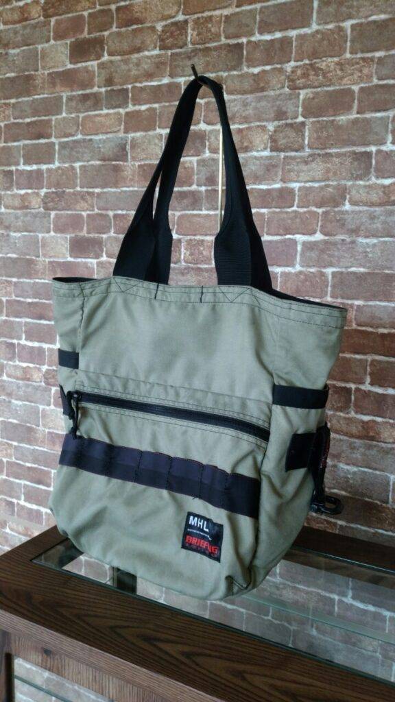 コルサ　ブリーフィング　ドリンクホルダー破れ補修　カルテ　