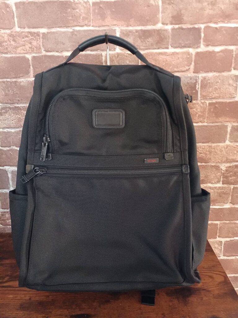 TUMI　バッグパック　破れ補修