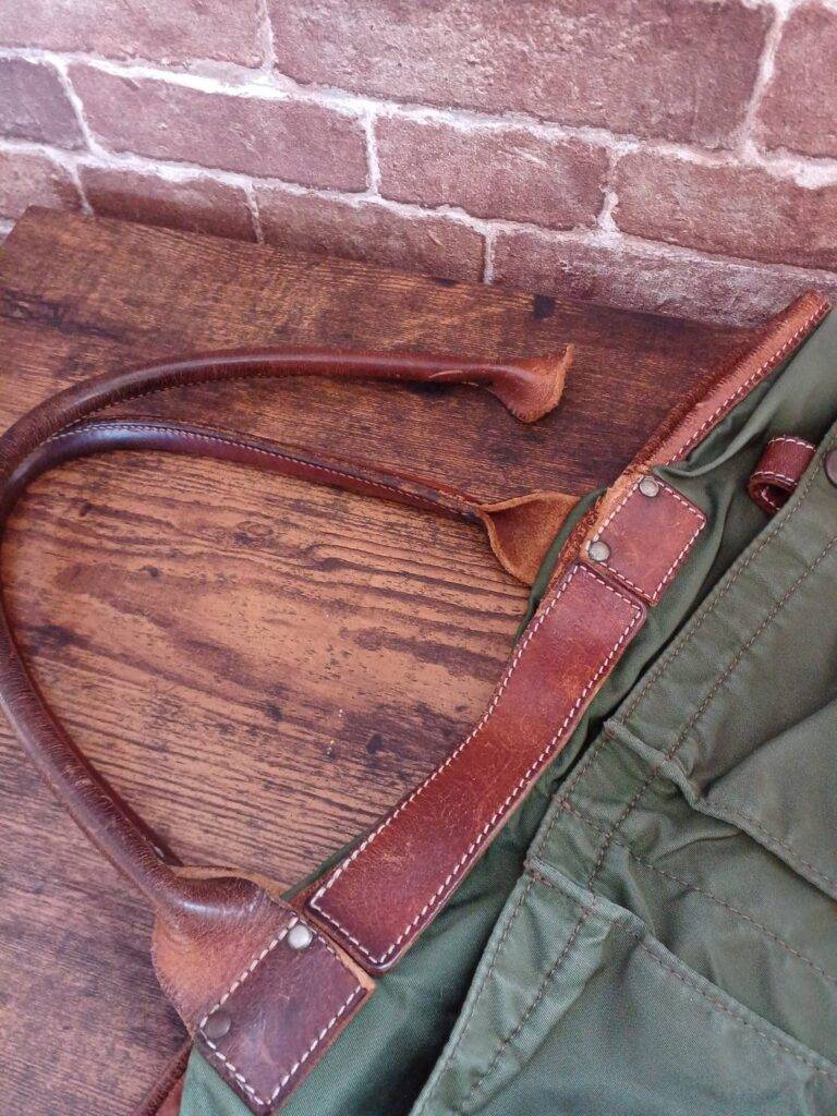 フェリージ　ナイロントート　ハンドル交換