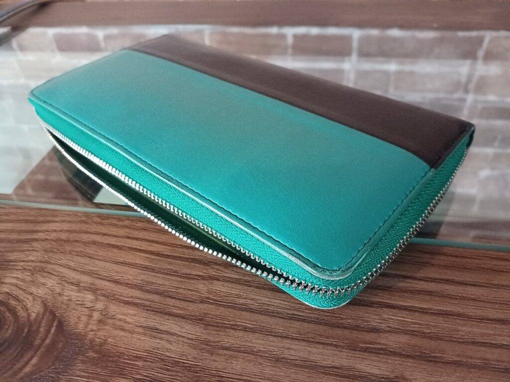 セリーヌ　バイカラー　ファスナー交換１