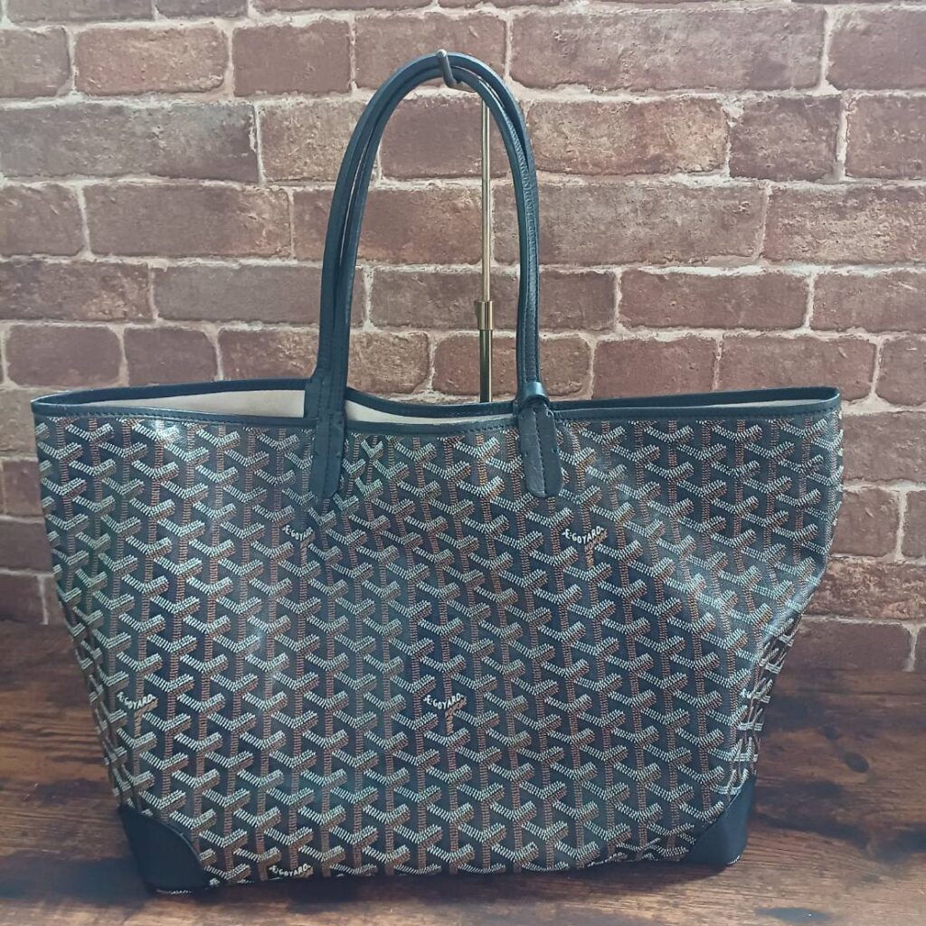 ゴヤール・サンルイ　四つ角部分当て革補修　2022・6・9　