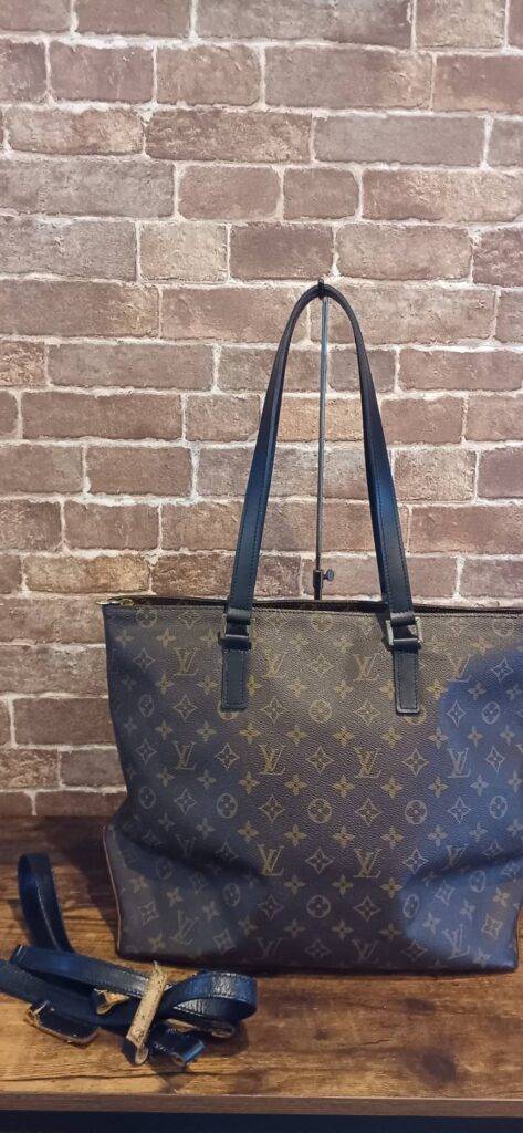 ルイヴィトン　カバメゾ　ハンドル交換　根革交換　２