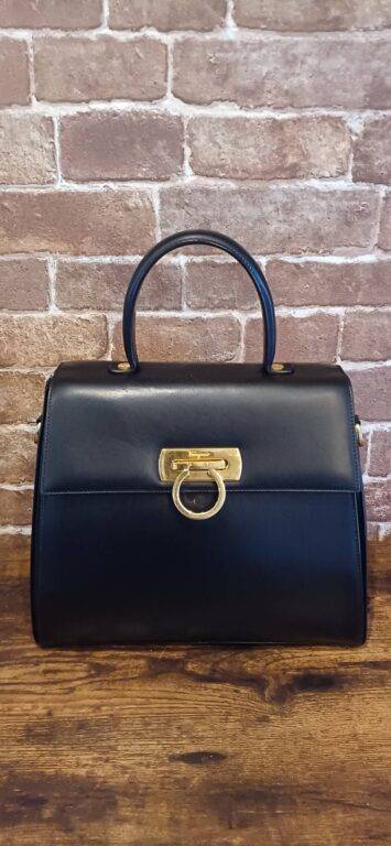 フェラガモ　修理　2022 10/5