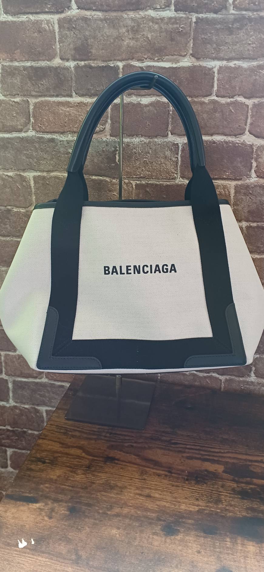 バレンシアガ(BALENCIAGA)の修理については | 鞄修理専門店コルサ(CORSA)