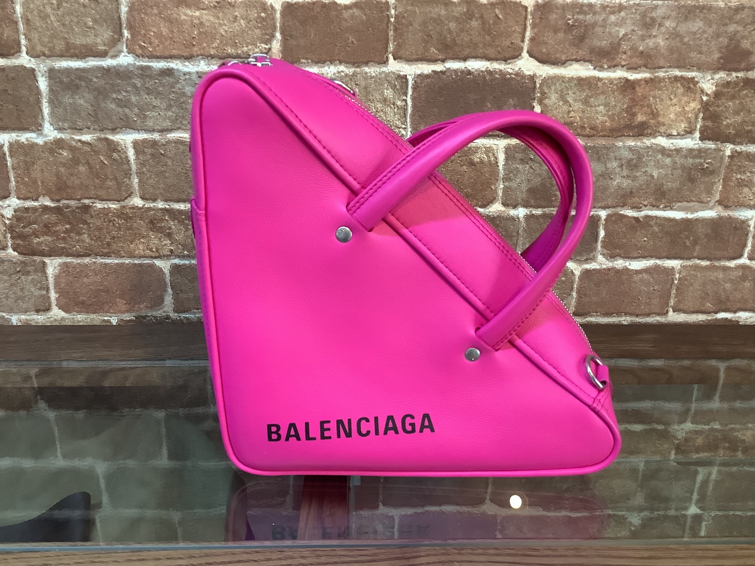 バレンシアガ(BALENCIAGA)の修理について | 鞄修理専門店コルサ(CORSA)