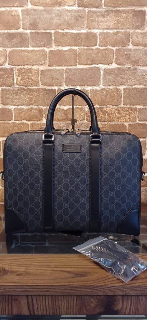 グッチ　ファスナー交換　2022 12/15 2