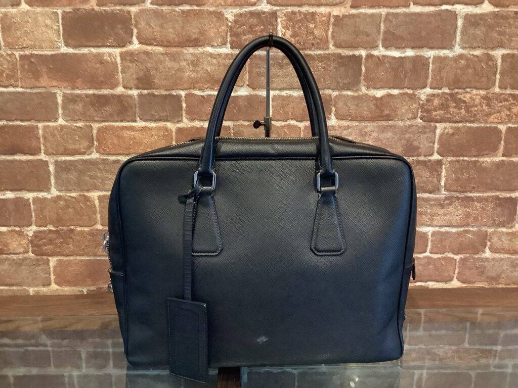 プラダ　ハンドル交換＋引手レザー作成　2023 1/31