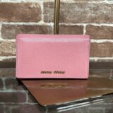 ミュウミュウ(miumiu)二つ折り財布　修理事例
