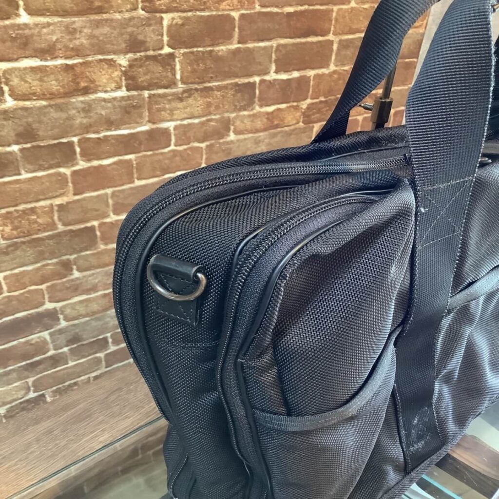 ポーター　破れ補修　202512/4　1