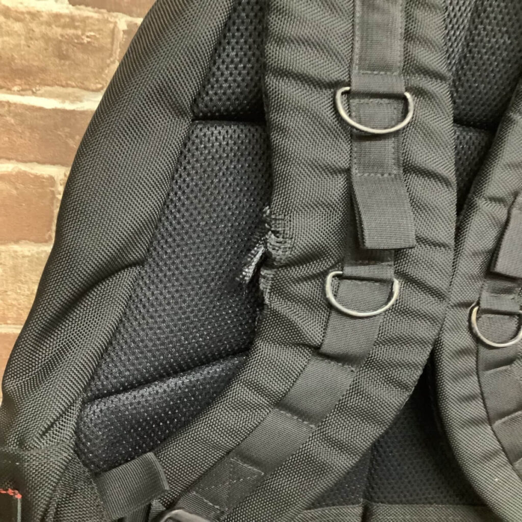 ブリーフィング　破れ補修　2025　12/4